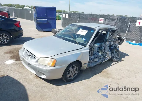 2002 Hyundai Accent Gs из США, поврежденный, VIN KMHCG35C32U179011